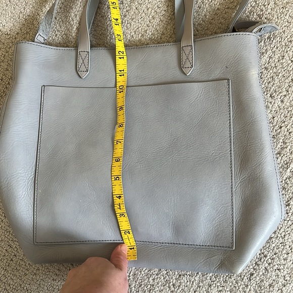 Madewell medium Transport Tote, zip & cross body - Picture 4 of 11